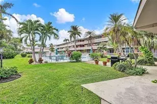 161 NE 10th Ave, Hallandale Beach, FL 33009 - Photo 26