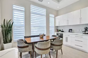 411 NW 125th Ave, Miami, FL 33182 - Photo 12
