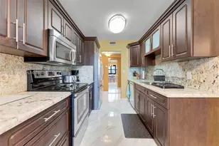 3800 Hillcrest Dr, Hollywood, FL 33021 - Photo 6