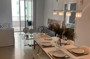 170 SE 14th St, Miami, FL 33131 - Photo 2