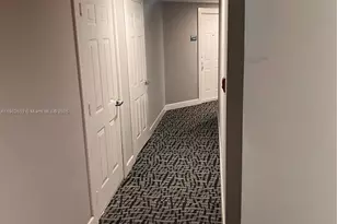 170 SE 14th St, Miami, FL 33131 - Photo 36