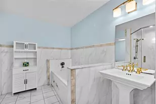 311 N Surf Rd, Hollywood, FL 33019 - Photo 58