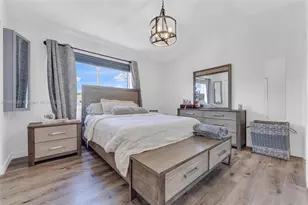 21245 NE 8th Pl, Miami, FL 33179 - Photo 22