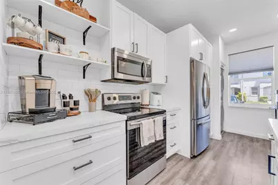 21245 NE 8th Pl #5, Miami, FL 33179 - Photo 12