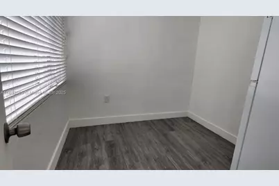 3520 NW 20th St #2, Miami, FL 33142 - Photo 12