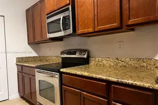 608 NE 33rd Terrace, Homestead, FL 33033 - Photo 2