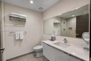 777 N Ocean Dr, Hollywood, FL 33019 - Photo 12
