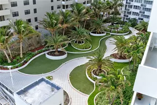 100 Lincoln Rd, Miami Beach, FL 33139 - Photo 16