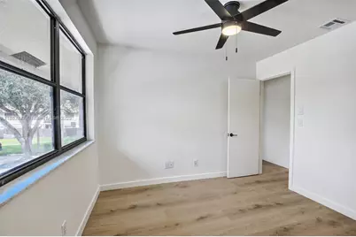 340 SW 97th Ave, Pembroke Pines, FL 33025 - Photo 22