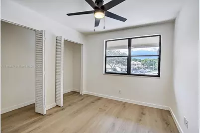 340 SW 97th Ave, Pembroke Pines, FL 33025 - Photo 20