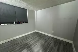14180 SW 84th St, Miami, FL 33183 - Photo 6