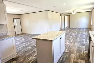 881 Woodland Blvd, Clewiston, FL 33440 - Photo 18