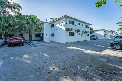 13201 Memorial Hwy, North Miami, FL 33161 - Photo 14