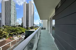 321 NE 26th St, Miami, FL 33137 - Photo 1