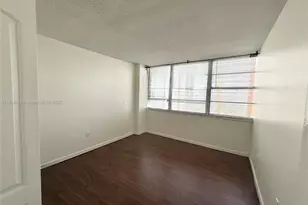 1351 NE Miami Gardens Dr, Miami, FL 33179 - Photo 12