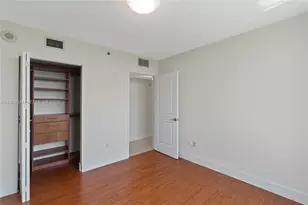 2641 N Flamingo Rd, Sunrise, FL 33323 - Photo 32