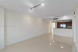 2641 N Flamingo Rd, Sunrise, FL 33323 - Photo 10