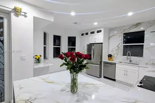 6049 SW 165th Ave, Miami, FL 33193 - Photo 2