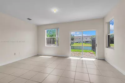9011 SW 227th St #1, Cutler Bay, FL 33190 - Photo 14