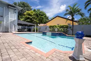 11680 SW 92nd St, Miami, FL 33176 - Photo 2