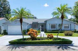 11680 SW 92nd St, Miami, FL 33176 - Photo 1