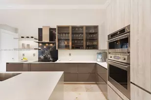 9445 SW 68th St, Miami, FL 33173 - Photo 1