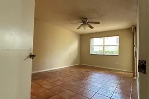 2653 SE 20th Ct, Homestead, FL 33035 - Photo 8