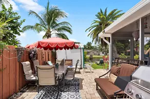 609 SW 2nd Ave, Hallandale Beach, FL 33009 - Photo 36