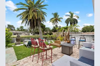 609 SW 2nd Ave, Hallandale Beach, FL 33009 - Photo 34