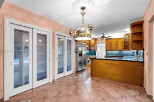 7210 W Troon Cir, Miami Lakes, FL 33014 - Photo 12