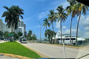 6484 Indian Creek Dr, Miami Beach, FL 33141 - Photo 22