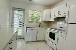 1831 SW 24th St, Fort Lauderdale, FL 33315 - Photo 8