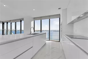 700 NE 24th St, Miami, FL 33137 - Photo 2