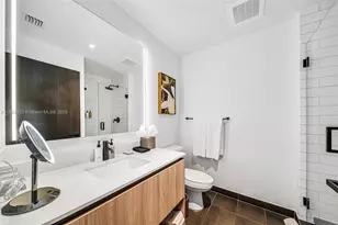 398 NE 5, Miami, FL 33132 - Photo 22