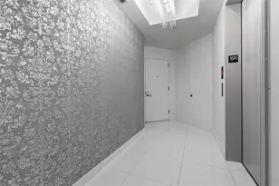 851 NE 1st Ave, Miami, FL 33132 - Photo 4