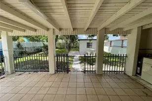 508 E 40th St, Hialeah, FL 33013 - Photo 8