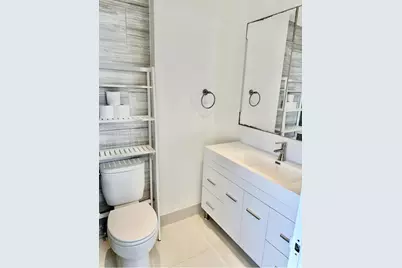 8400 Byron Ave #5D, Miami Beach, FL 33141 - Photo 12