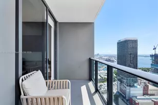 159 NE 6th St, Miami, FL 33132 - Photo 10