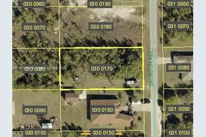 1009 Jackson Ave, Other City - In The State Of Florida, FL 33972 - Photo 2