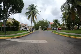 10511 SW 147th Ct, Miami, FL 33196 - Photo 2