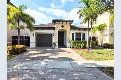 2274 NE 3rd Ct, Homestead, FL 33033 - Photo 1