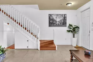 8926 W 35th Ct, Hialeah, FL 33018 - Photo 8