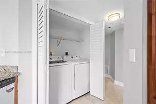 540 Brickell Key Dr, Miami, FL 33131 - Photo 12