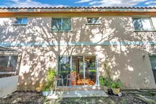 632 NW 208th Terrace, Pembroke Pines, FL 33029 - Photo 18