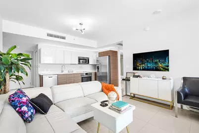 1010 SW 2nd Ave #1010, Miami, FL 33130 - Photo 12