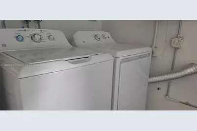 8436 Southampton Dr, Miramar, FL 33025 - Photo 40