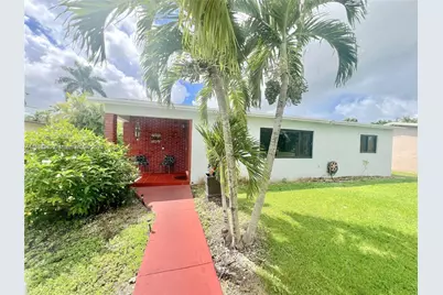 17230 SW 301st St, Homestead, FL 33030 - Photo 2