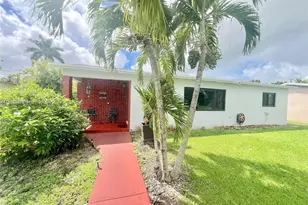 17230 SW 301st St, Homestead, FL 33030 - Photo 2