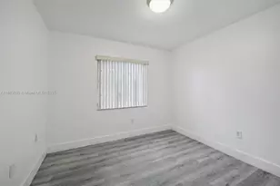 145 SW 30th Ct, Miami, FL 33135 - Photo 10