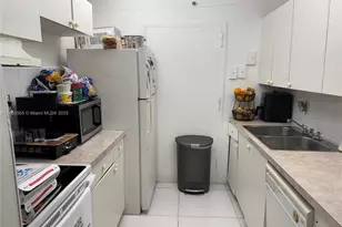 2075 NE 164th St, North Miami Beach, FL 33162 - Photo 8